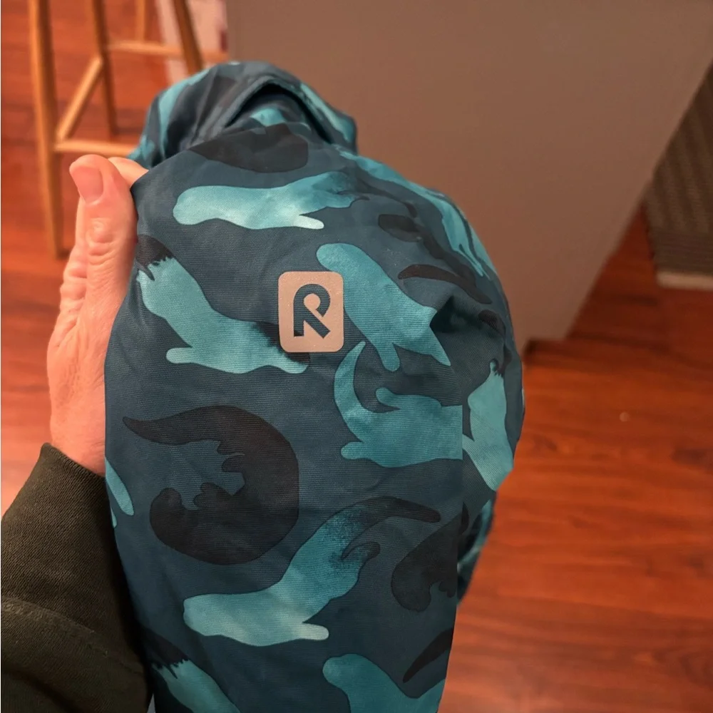 Blue Otter print Hooded Snowsuit - Picture 9 of 9